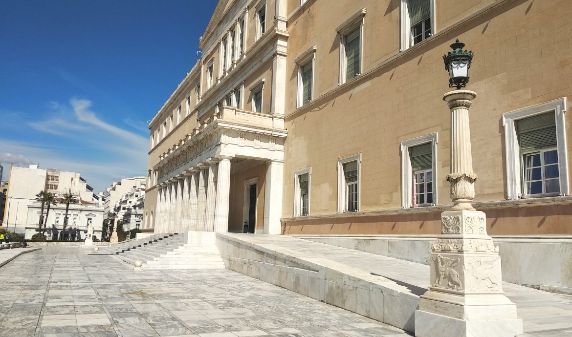 Ερώτηση 33 βουλευτών:  «Η κυβέρνηση αφήνει τα δικαστήρια της χώρας χωρίς σχέδιο προστασίας από τον κορωνοϊό»